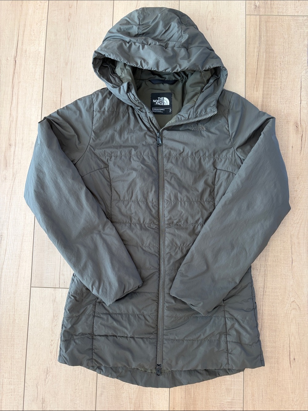 The North Face Women's Hooded Puffer Jacket - Olive